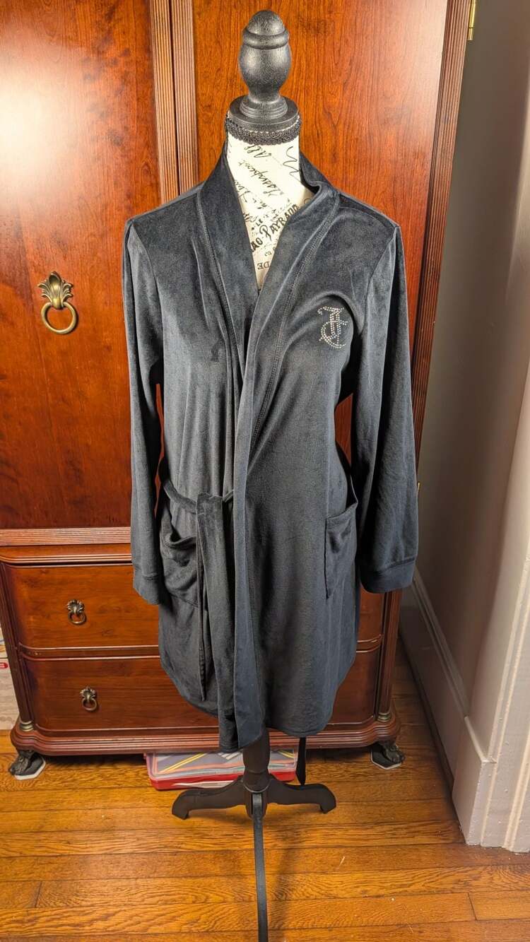 Juicy Couture Black Velour Rhinestone Logo Long Shawl-Collar Robe Sleepwear S/M